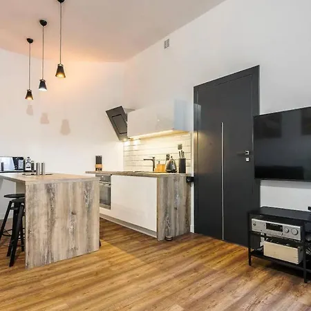 Apartment Dluga 10 *